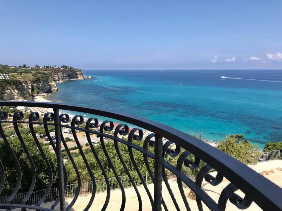Bonsai Hotel Tropea Bagian luar foto