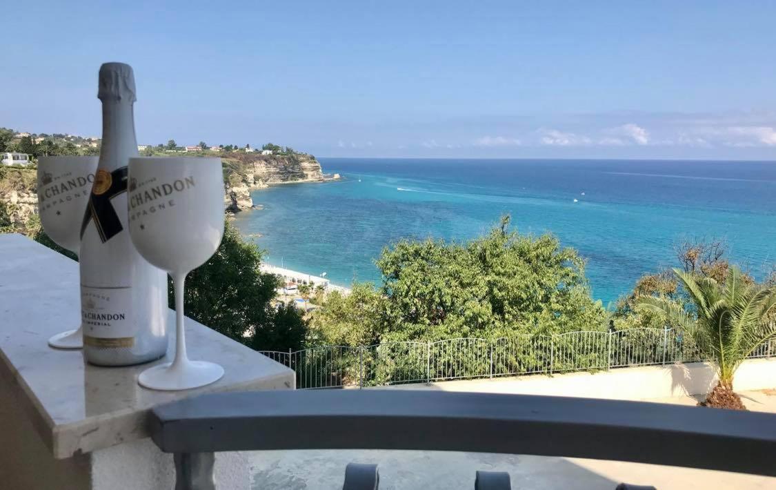 Bonsai Hotel Tropea Bagian luar foto
